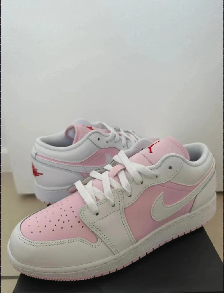 Air Jordan 1 Low